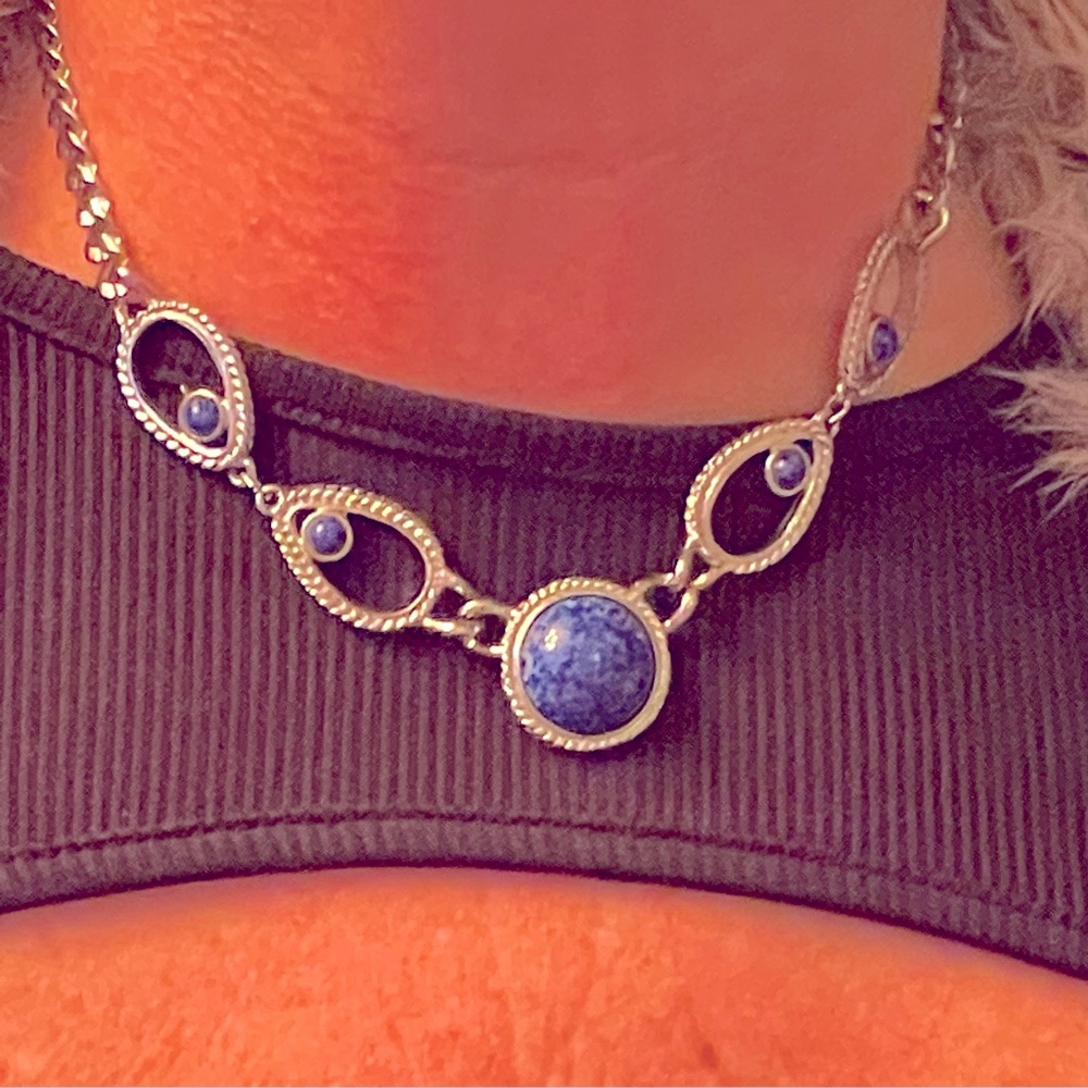 Womens Choker Necklace blue cabachon with gold lupis luzuli 16”
